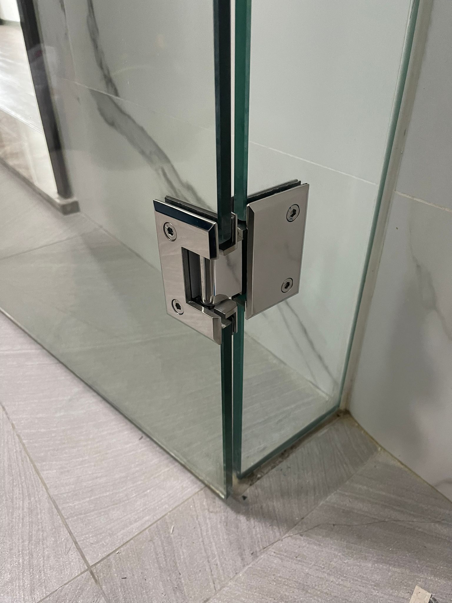 Admin/Service/Details/Glass Door Hinges Service.jpg